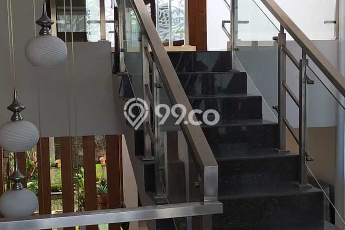 Dijual Rumah Premium dengan Fasilitas Sekitar Komplit di Antapani, Bandung Dijual Rumah Premium dengan Fasilitas Sekitar Komplit di Antapani, Bandung