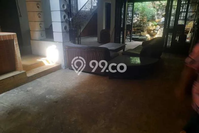 Rumah Elit Modern Siap Huni di Warung Buncit Jakarta Selatan Rumah Elit Modern Siap Huni di Warung Buncit Jakarta Selatan