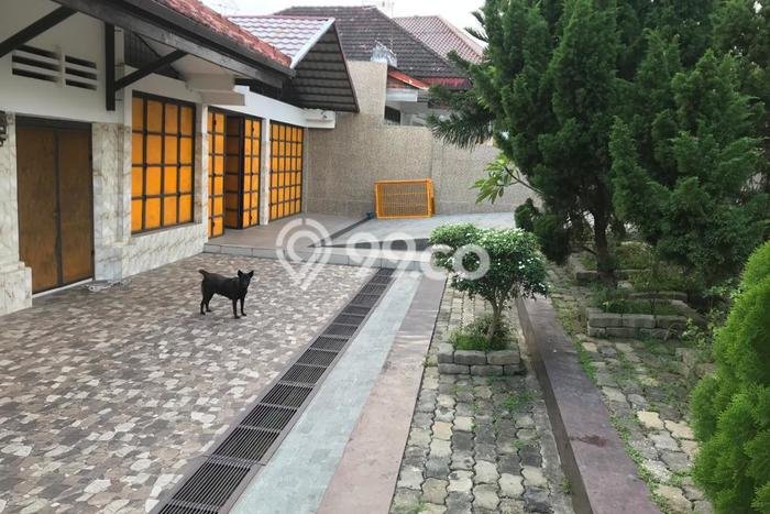 For Sale Rumah Mewah Exclusive di Ilir Barat II, Palembang For Sale Rumah Mewah Exclusive di Ilir Barat II, Palembang
