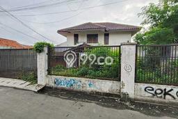 Dijual Rumah 7 Kamar Lokasi Strategis Nyaman dan Strategis di Ciracas Dijual Rumah 7 Kamar Lokasi Strategis Nyaman dan Strategis di Ciracas