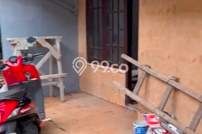 Rumah Sederhana Dijual di Tapos 2 Kamar dengan LT 60m2 Rumah Sederhana Dijual di Tapos 2 Kamar dengan LT 60m2