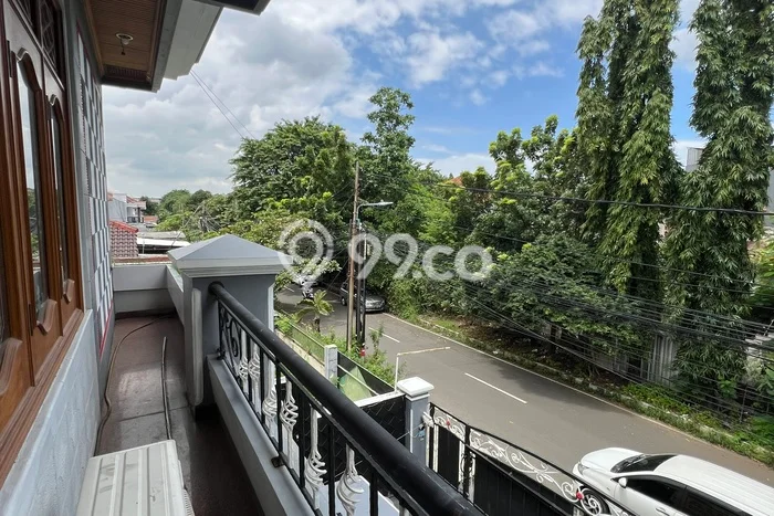 Rumah Elit Modern Siap Huni di Kayu Putih Jakarta Timur Rumah Elit Modern Siap Huni di Kayu Putih Jakarta Timur