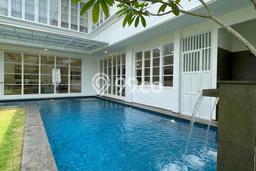 Hunian Elit LB 760m2 Siap Pakai Desain Elegan di Kemang, Jakarta Selatan Hunian Elit LB 760m2 Siap Pakai Desain Elegan di Kemang, Jakarta Selatan