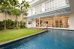 For Sale! Luxury House LT 517m2 Desain Elegan di Kemang For Sale! Luxury House LT 517m2 Desain Elegan di Kemang