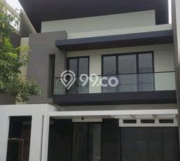 Hunian Elit LB 268m2 Siap Pakai Desain Elegan di Citraland, Surabaya Hunian Elit LB 268m2 Siap Pakai Desain Elegan di Citraland, Surabaya
