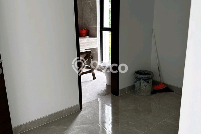 Jual Rumah Luas Elegan Dengan View Cantik di Citraland, Surabaya Jual Rumah Luas Elegan Dengan View Cantik di Citraland, Surabaya