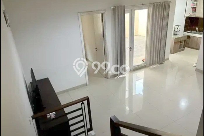 Disewakan! Rumah 3 Kamar Tidur &
3 Kamar Mandi di Summarecon Bekasi, Bekasi Disewakan! Rumah 3 Kamar Tidur &
3 Kamar Mandi di Summarecon Bekasi, Bekasi