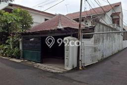 For Sale Rumah Mewah Exclusive di Tebet, Jakarta Selatan For Sale Rumah Mewah Exclusive di Tebet, Jakarta Selatan