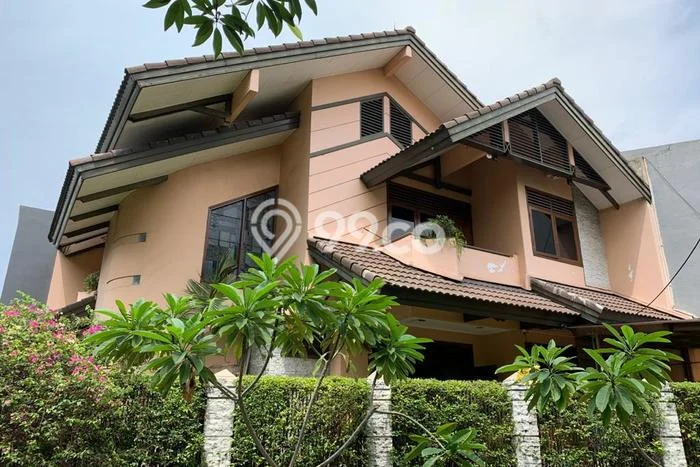 Rumah Luxury Modern Tanpa Renovasi di Meruya Jakarta Barat Rumah Luxury Modern Tanpa Renovasi di Meruya Jakarta Barat