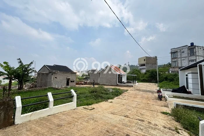 Lahan Dijual Lokasi Cilengkrang, Bandung dengan Luas Tanah 77m2 dan Status AJB Lahan Dijual Lokasi Cilengkrang, Bandung dengan Luas Tanah 77m2 dan Status AJB