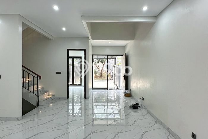 Hot Offer Hunian Mewah Ideal dan Luas di Jagakarsa, Jakarta Selatan Hot Offer Hunian Mewah Ideal dan Luas di Jagakarsa, Jakarta Selatan