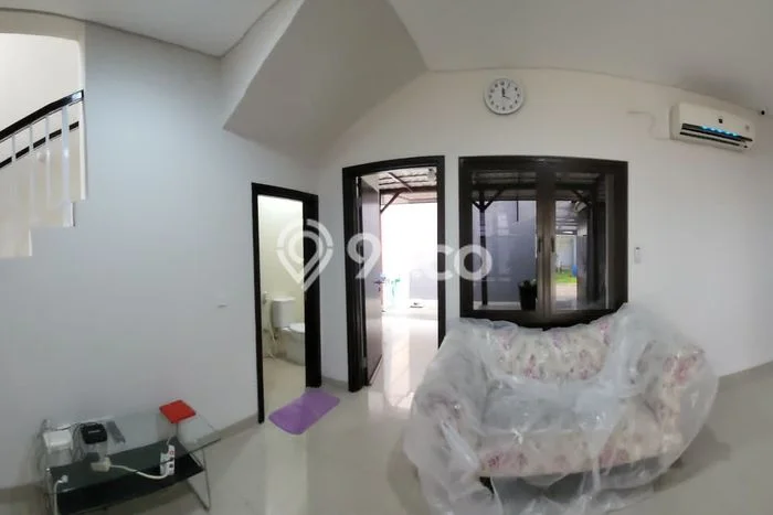 Jarang Ada! Rumah Sewa 3 Kamar Bagus Siap Huni BSD Jarang Ada! Rumah Sewa 3 Kamar Bagus Siap Huni BSD