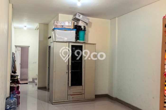 Ruko Bagus Dijual LB 180m2 Lokasi Strategis Jakarta Barat Area Cocok untuk Bisnis Ruko Bagus Dijual LB 180m2 Lokasi Strategis Jakarta Barat Area Cocok untuk Bisnis