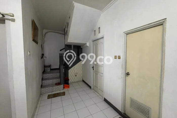 Dijual Rumah Premium dengan Fasilitas Sekitar Lengkap di Cipondoh, Tangerang Dijual Rumah Premium dengan Fasilitas Sekitar Lengkap di Cipondoh, Tangerang