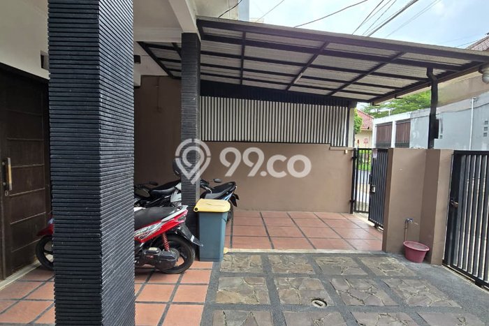 Unit Kost Dijual di Sektor 5 - Bintaro dengan 9 Kamar Area Strategis Unit Kost Dijual di Sektor 5 - Bintaro dengan 9 Kamar Area Strategis