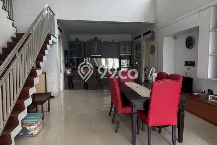 Siap Huni Rumah Mewah 4 Kamar di Ciputat Timur Dekat ke Mana Pun Siap Huni Rumah Mewah 4 Kamar di Ciputat Timur Dekat ke Mana Pun