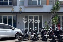 Unit Ruko Paling Strategis di Tandes Surabaya dengan LB 117m2 Unit Ruko Paling Strategis di Tandes Surabaya dengan LB 117m2