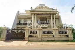 Jual Rumah Mewah Megah Dengan View Cantik di Babakan, Tangerang Jual Rumah Mewah Megah Dengan View Cantik di Babakan, Tangerang