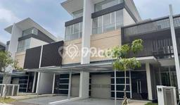 Rumah Luxury Modern Tanpa Renovasi di Golf Island Jakarta Utara Rumah Luxury Modern Tanpa Renovasi di Golf Island Jakarta Utara