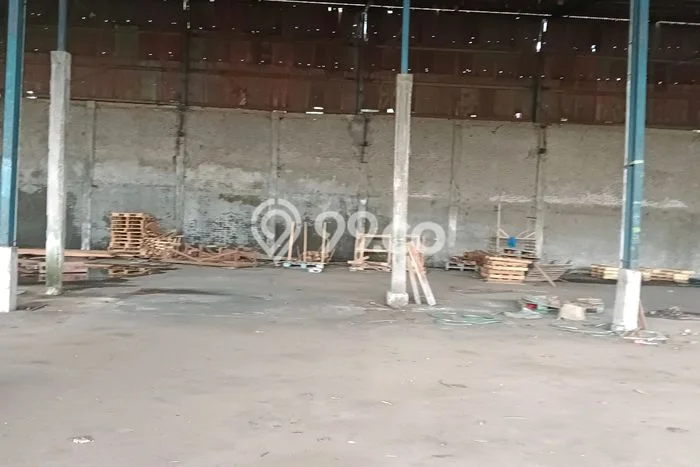 Unit Gudang Dijual di Jakarta Utara LT 9200m2 & LB 5000m2 Unit Gudang Dijual di Jakarta Utara LT 9200m2 & LB 5000m2