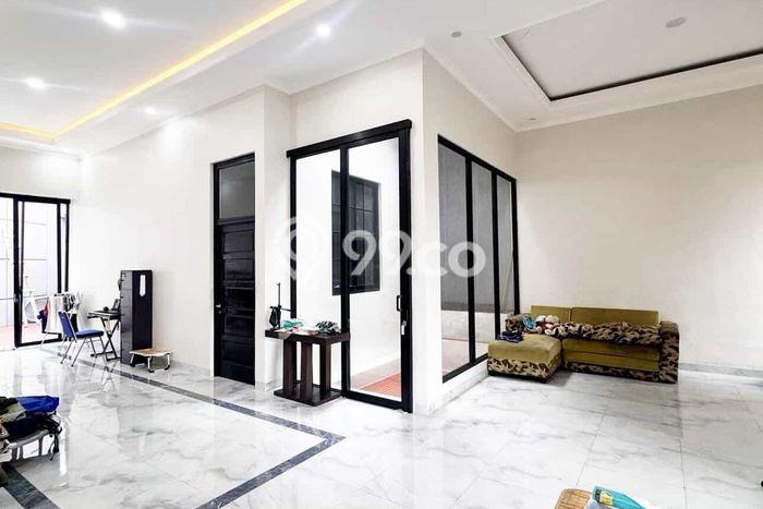 Dijual Rumah Premium dengan Fasilitas Sekitar Komplit di Serpong Utara, Tangerang Selatan Dijual Rumah Premium dengan Fasilitas Sekitar Komplit di Serpong Utara, Tangerang Selatan