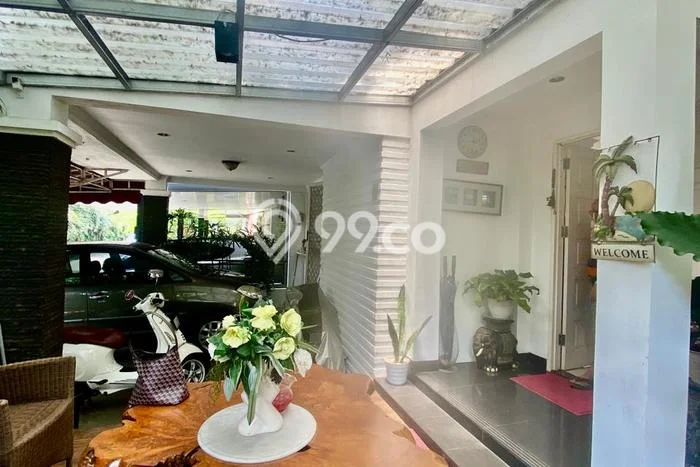 Rumah Luxury Modern Tanpa Renovasi di Sektor 9-Bintaro Tangerang Selatan Rumah Luxury Modern Tanpa Renovasi di Sektor 9-Bintaro Tangerang Selatan