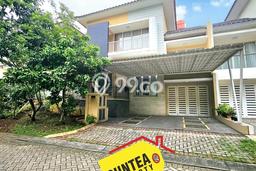 Jual Rumah Luas Elegan Dengan View Eksklusif di Bintaro, Tangerang Selatan Jual Rumah Luas Elegan Dengan View Eksklusif di Bintaro, Tangerang Selatan