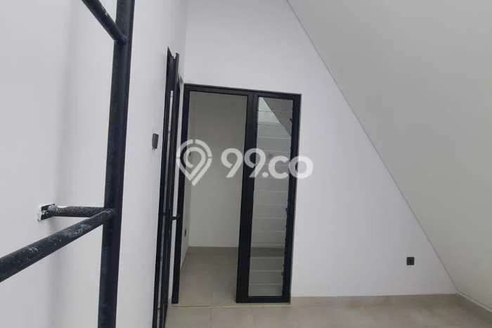 Rumah Luxury Modern Siap Huni di Rempoa Tangerang Selatan Rumah Luxury Modern Siap Huni di Rempoa Tangerang Selatan