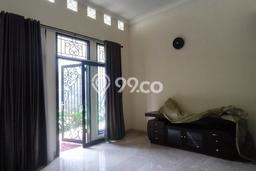 Siap Huni Rumah Mewah 3 Kamar di Pasar Rebo Dekat ke Mana Saja Siap Huni Rumah Mewah 3 Kamar di Pasar Rebo Dekat ke Mana Saja