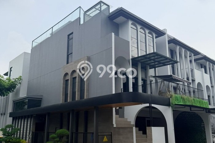 Rumah Mewah Dijual LT 128m2 di BSD, Tangerang Selatan Rumah Mewah Dijual LT 128m2 di BSD, Tangerang Selatan