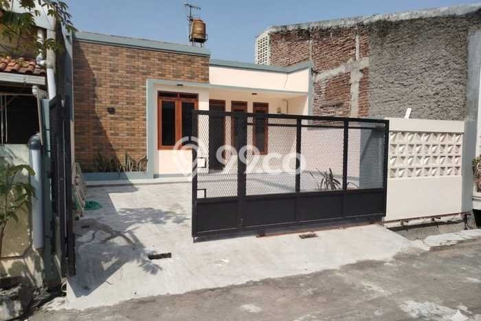 For Sale Rumah 3 Kamar Lokasi Ideal Nyaman dan Strategis di Cileunyi For Sale Rumah 3 Kamar Lokasi Ideal Nyaman dan Strategis di Cileunyi