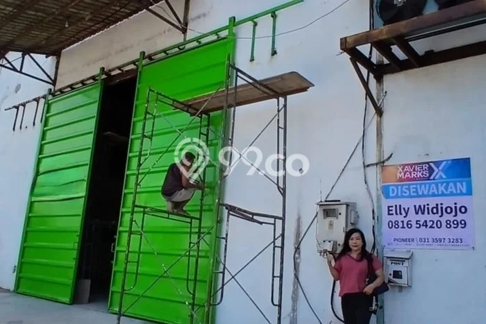 Unit Komersial Disewakan di Surabaya Area Strategis Harga Kompetitif Unit Komersial Disewakan di Surabaya Area Strategis Harga Kompetitif