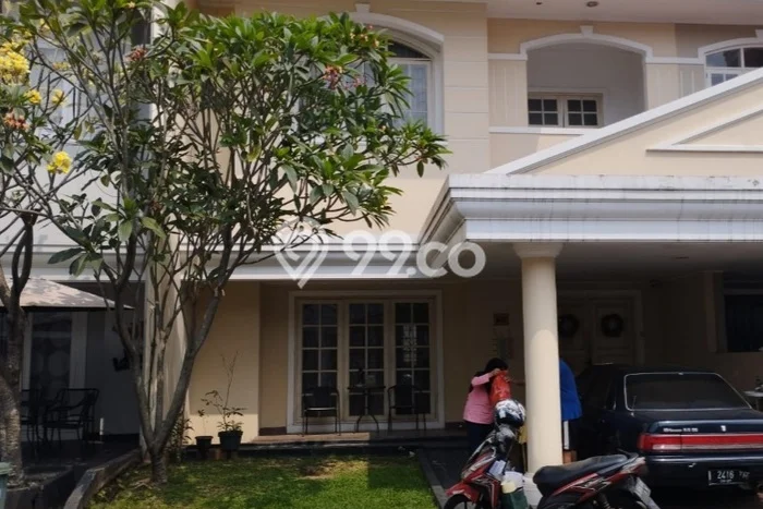 Jual Rumah Favorit Siap Huni LB 200m2 di Ciputat Timur, Tangerang Selatan Jual Rumah Favorit Siap Huni LB 200m2 di Ciputat Timur, Tangerang Selatan