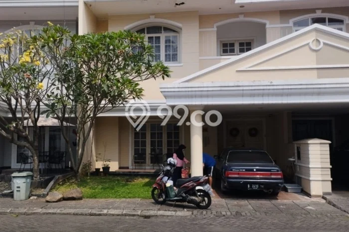 Jual Rumah Favorit Siap Huni LB 200m2 di Ciputat Timur, Tangerang Selatan Jual Rumah Favorit Siap Huni LB 200m2 di Ciputat Timur, Tangerang Selatan