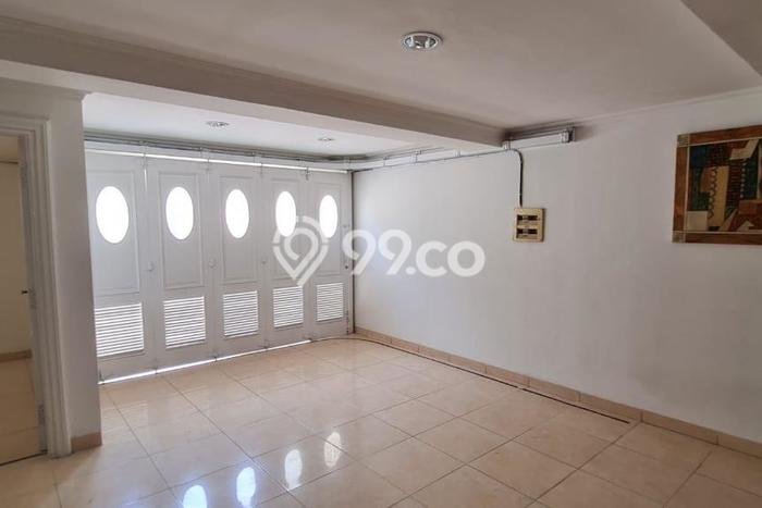 Rumah Elit LB 450m2 Siap Huni Desain Elegan di Pantai Indah Kapuk, Jakarta Utara Rumah Elit LB 450m2 Siap Huni Desain Elegan di Pantai Indah Kapuk, Jakarta Utara