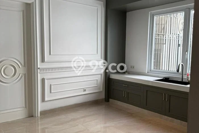 Rumah Luxury Modern Siap Huni di Pantai Indah Kapuk Jakarta Utara Rumah Luxury Modern Siap Huni di Pantai Indah Kapuk Jakarta Utara