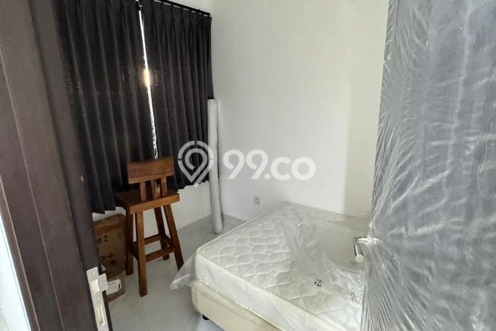 Disewakan! Rumah 3 Kamar Tidur &
3 Kamar Mandi di Pantai Indah Kapuk, Jakarta Utara Disewakan! Rumah 3 Kamar Tidur &
3 Kamar Mandi di Pantai Indah Kapuk, Jakarta Utara