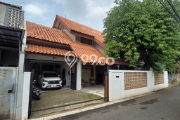 Ready to Use! Premium House LT 380m2 Desain Elegan di Cipete Ready to Use! Premium House LT 380m2 Desain Elegan di Cipete