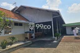 Rumah Elit Modern Tanpa Renovasi di Petemon Surabaya Rumah Elit Modern Tanpa Renovasi di Petemon Surabaya