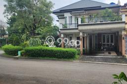 Ready to Use! Luxury House LT 268m2 Desain Elegan di Kota Wisata Ready to Use! Luxury House LT 268m2 Desain Elegan di Kota Wisata