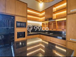 Peluang Langka! Vila di Ubud, Dimensi 216m2m², Kawasan Prospektif dengan potensi meningkat Peluang Langka! Vila di Ubud, Dimensi 216m2m², Kawasan Prospektif dengan potensi meningkat