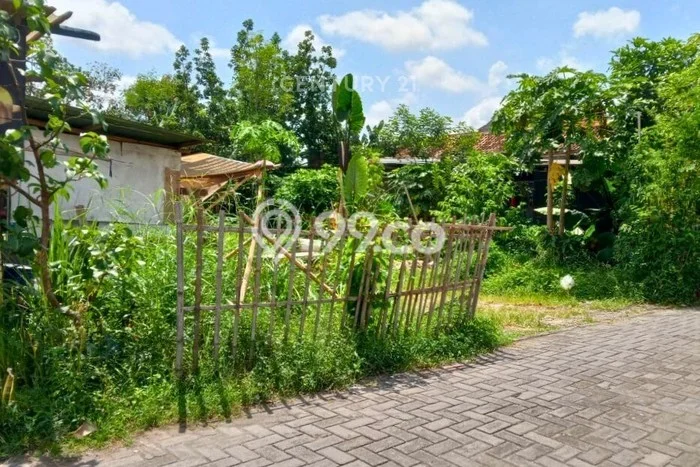 Lahan untuk Dijual Lokasi Umbulharjo, Yogyakarta Luas 300m2 SHM Lahan untuk Dijual Lokasi Umbulharjo, Yogyakarta Luas 300m2 SHM