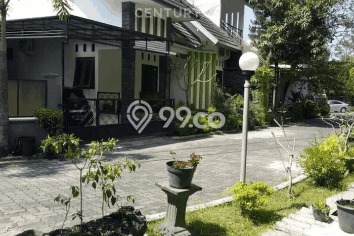 Rumah Modern 4 KT di Condong Catur Sleman Semi Furnished Rumah Modern 4 KT di Condong Catur Sleman Semi Furnished