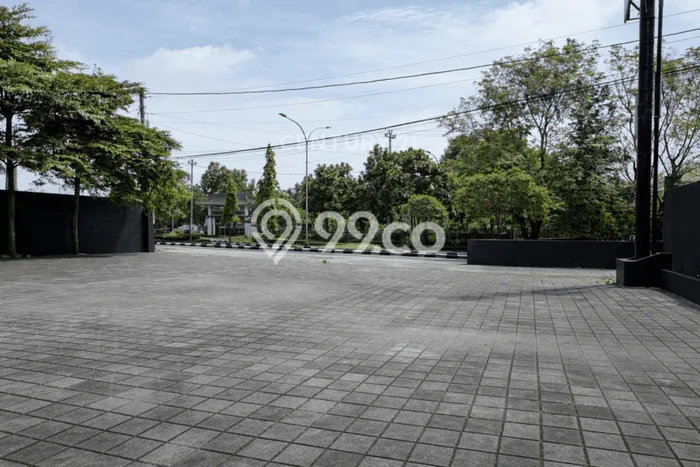 Ruko Dijual di Prime Area Yogyakarta Luas 174m2 Ruko Dijual di Prime Area Yogyakarta Luas 174m2