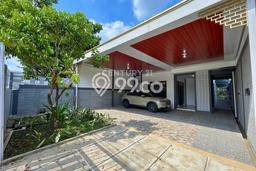 Hunian Mewah Siap Huni LT 420m2 di Umbulharjo, Yogyakarta Hunian Mewah Siap Huni LT 420m2 di Umbulharjo, Yogyakarta