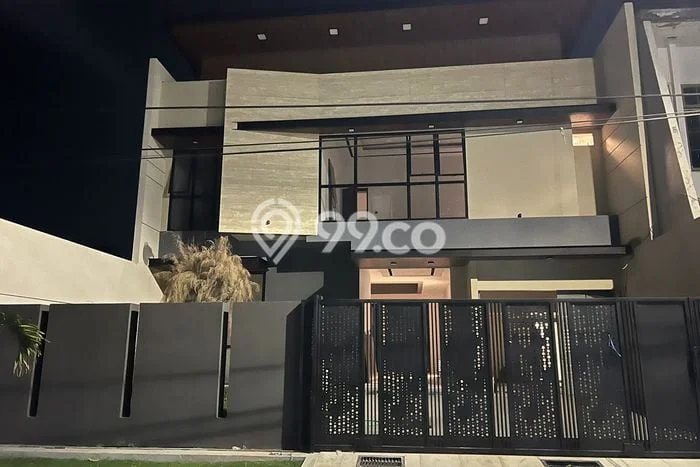 Dijual Rumah Luas Megah Dengan View Eksklusif di kertajaya, Surabaya Dijual Rumah Luas Megah Dengan View Eksklusif di kertajaya, Surabaya