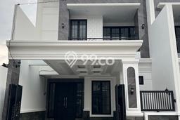 Siap Huni Hunian Elit 4 Kamar di Sukolilo Dekat ke Mana Saja Siap Huni Hunian Elit 4 Kamar di Sukolilo Dekat ke Mana Saja