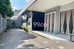 Best Deal Hunian Mewah Ideal dan Luas di Laweyan, Surakarta Best Deal Hunian Mewah Ideal dan Luas di Laweyan, Surakarta