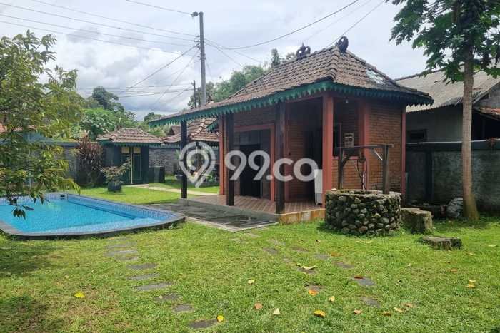 HARGA TERBAIK! Vila Kawasan Turi, Luas 1029m2m², Area Strategis HARGA TERBAIK! Vila Kawasan Turi, Luas 1029m2m², Area Strategis