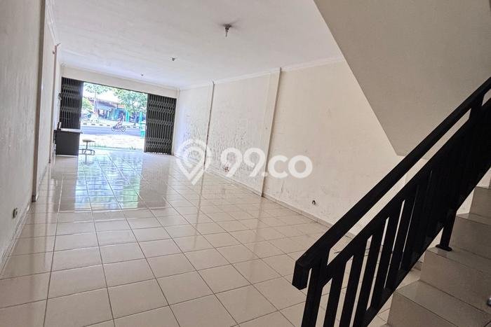 Untuk Dijual Ruko di Banguntapan Bantul LT 106m2 / LB 127m2 Untuk Dijual Ruko di Banguntapan Bantul LT 106m2 / LB 127m2